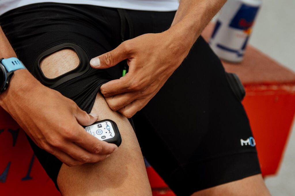putting moxy monitor on leg